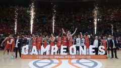 Los jugadores del Leyma, celebrando la victoria