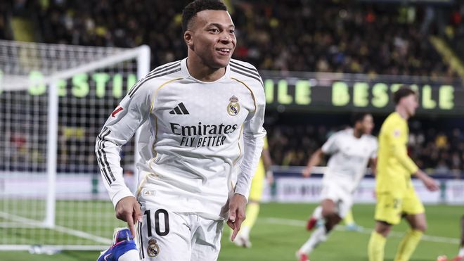 Mbappe celebra el tanto que signific� el 0-1 del Real Madrid en Villarreal
