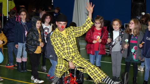 fiesta de la asociacion Amicos con motivo del da internacional de las personas con diversidad funcional