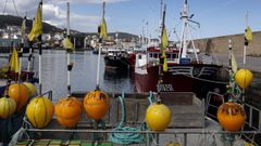 Flota amarrada en marzo en el puerto de Burela en protesta por el precio del gasoil
