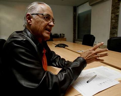 Bocaranda fue portavoz no oficial sobre la enfermedad de Ch�vez por la buena informaci�n que manej�