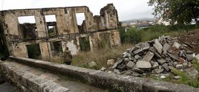 El entorno de la antigua curtidur�a se utiliza actualmente para el dep�sito de material. 