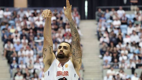 Barrueta anot� cinco triples frente al Palencia