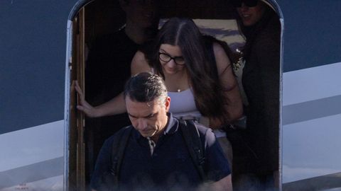 Flavio Bolsonaro a su llegada a Miami, Estados Unidos, tras huir de Brasil