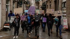 25N.En Ourense los escolares participaron en una actividad de concienciaci�n contra la violencia machista