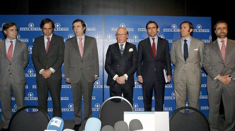 Imagen de archivo del 2011, con Jos Mara Ruiz MAteos junto a seis de sus hijos