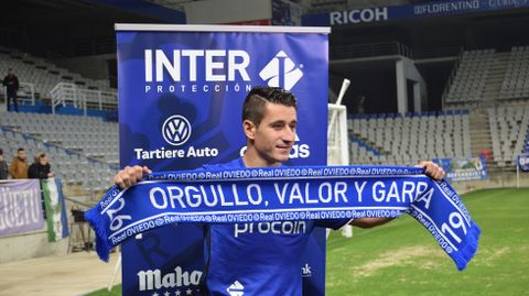 Sa�l Berj�n el d�a de su presentaci�n