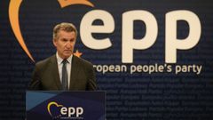 El l�der del PP, Alberto N��ez Feijoo, durante su viaje a Bruselas.