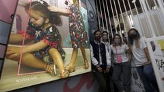 El grupo mari�ano Mimim�, en imagen en Viveiro, abrir� el lunes otra tienda en Burela