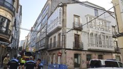 El edificio ya est� vallado, y al lugar se desplazaron Polic�a Local y Bomberos