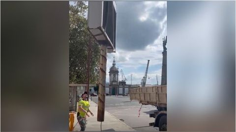 Retirada de la pantalla electr�nica el pasado viernes.