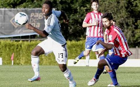 <span lang= es-es >Sporting 1 - Celta 0</span>. El Celta no fue capaz de vencer al Sporting en el partido disputado el mircoles en Vilalba.