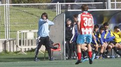 Secho Mart�nez, entrenador del Compostela, en el partido de este domingo en A Cheda.