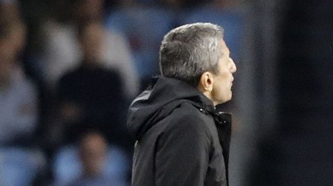 Lucescu, que cumpli� sanci�n este jueves, en el partido frente al Celta de la Fase Liga, en Bala�dos.