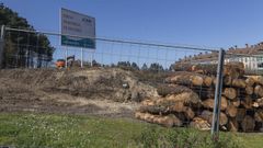 La obras de urbanizaci�n de la r�a Agri�os acondicionan el terreno para que la Xunta construya 78 viviendas de promoci�n p�blica en una parcela cedida por el Concello de Ames en O Milladoiro