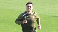 El futbolista del Celta Miguel Rom�n, durante un entrenamiento.