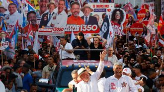 El presidente de Brasil, Lula da Silva, durante un acto de campa�a en Salvador de Bah�a