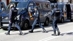 Imagen de archivo de agentes de la Polica Nacional en Vigo