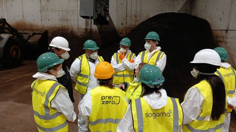 Miembros de la Mancomunidade de O Morrazo visitaron la planta de biorresiduos de Vilanova de Arousa