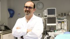 Alberto L�pez Serantes es supervisor de partos en el CHUF