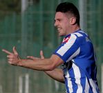 El ex del D�por juega de delantero. 