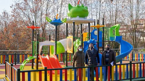 Nuevo parque infantil en la Alameda.
