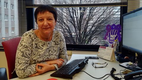 Feli Soria, en su despacho de la Oficina de Pol�ticas de Igualdad del Ayuntamiento de Gij�n