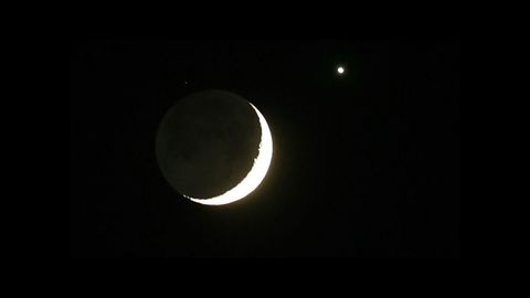 �Qu� es la luz que hay al lado de la Luna?
