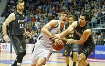El Obradoiro espera recuperar al mejor Pavel Pumprla en la pista del potente Bilbao. 