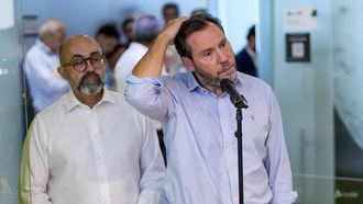 �scar Puente, durante su comparecencia ante los medios el d�a del accidente ferroviario en Toledo.