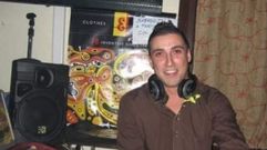 Chema Ares durante una de sus sesiones hace a�os en un local de Ferrol