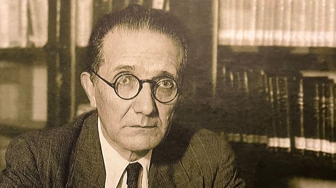 Detalle do retrato de Castelao realizado por Eduardo Blanco Amor no Centro Ourensán de Bos Aires arredor de 1948.