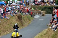 Imagen de archivo de la celebraci�n de la bajada de carrilanas el a�o pasado.