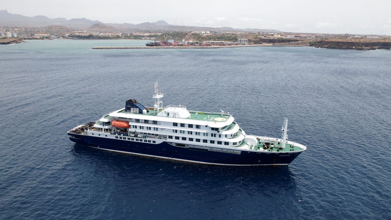 El día a día en el MV Hondius tras el brote de hantavirus al otro lado de la pantalla