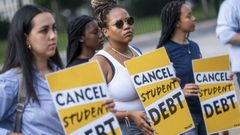 Manifestacin de estudiantes ante la Casa Blanca pidiendo al presidente que cancele los prstamos que contrataron para poder matricularse en la universidad