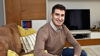 Antonio Arroyo tiene 45 a&ntilde;os y fue diagnosticado con 15.