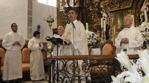 El obispo, en la ofrenda de Os Remedios en Mondoedo