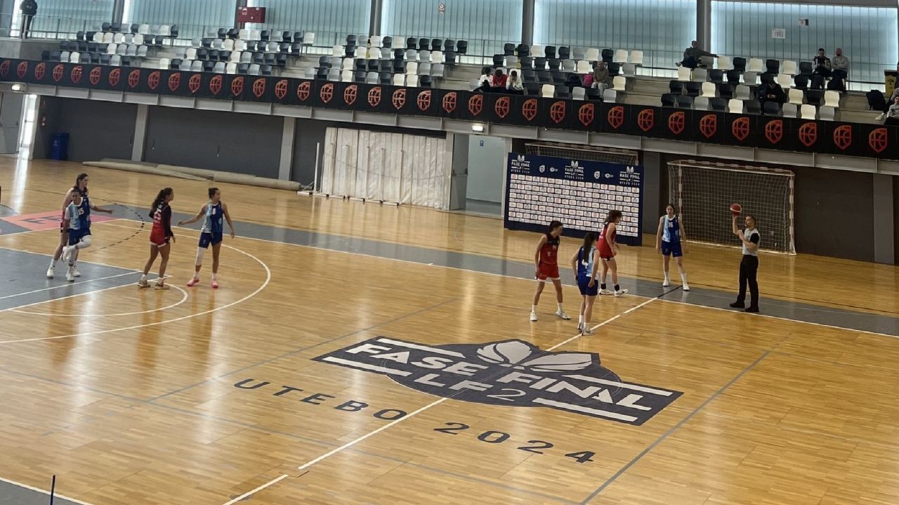 Maristas cae derrotado ante Castellón en su debut en la fase de ascenso ...