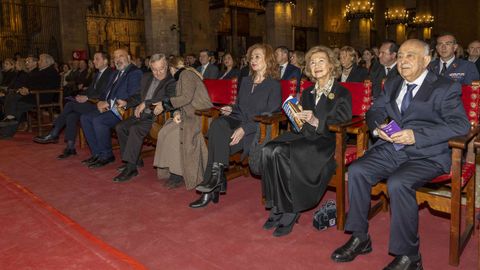 La reina Sof�a junto a la presidenta del Congreso, Francina Armengol