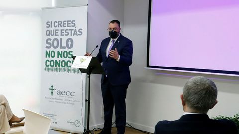 El presidente del Principado de Asturias, Adri�n Barb�n, ha participado en la inauguraci�n oficial de la sede de la Asociaci�n Espa�ola contra el C�ncer (AECC)