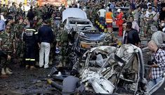 El doble atentado dej� un reguero de coches calcinados y destrozos en Beirut.