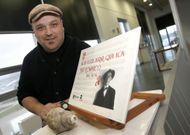 O profesor da aula musical encargouse de coordinar a exposici�n que est� no auditorio <span lang= es-es >. </span>