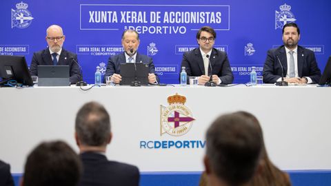 Junta de accionistas del Deportivo celebrada el pasado mes de julio