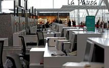 Los hosteleros piden que se aproveche el potencial del aeropuerto y se mire al extranjero.