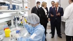 La directora de Rospotrebnadzor, Anna Popova, durante una visita al Centro de Investigaci�n de Virolig�a y Biotecnolog�a, en Novosibirsk, Rusia, en el a�o 2021