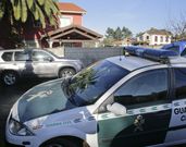 La casa est� ubicada en la r�a das Pegas, en O Carballo. 