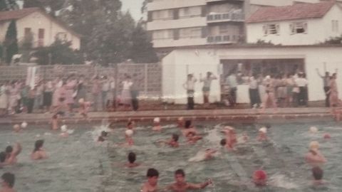 Piscina de Xuvia en sus a�os dorados