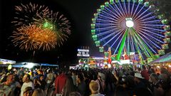 Lanzamiento de fuegos artificiales en Bouzas