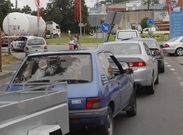 Los agentes de la Polic�a Local de Ribeira acudieron al lugar para regular el tr�fico. 