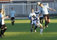 Los futbolistas de Miki L�pez no merecieron la derrota ante un favorito para el ascenso. 